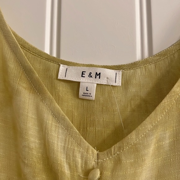 Tank top - Picture 2 of 5